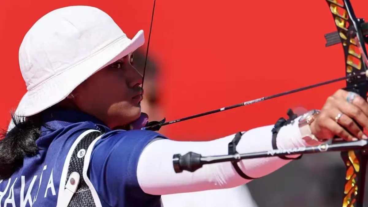 Indian women's recurve team posing with their gold medals