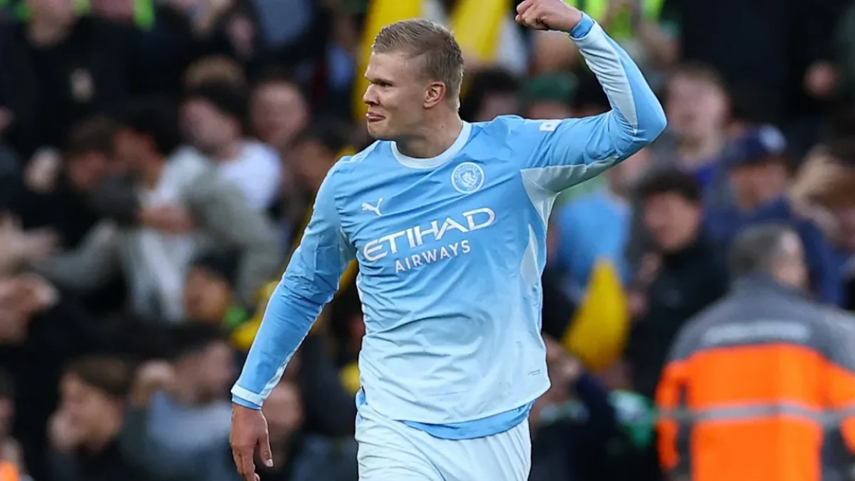 Manchester City players celebrating their 3-0 win over Liverpool