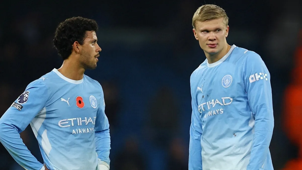 Premier League title contenders