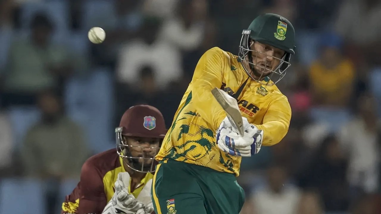 Quinton de Kock Hits Career-Best 115 With Borrowed Bat, Admits He Didn’t Enjoy It