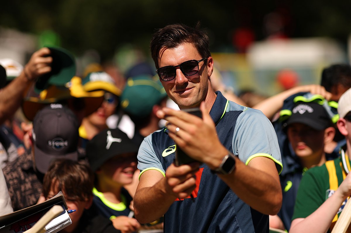 Cummins and Hazlewood to Join Australia's T20 World Cup Squad Amid Injury Concerns