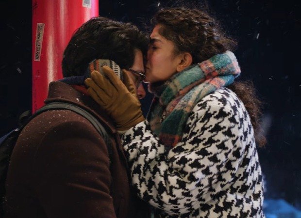 Ek Din Trailer Released: A Magical Romance Starring Sai Pallavi and Junaid Khan - 24SevenUpdates